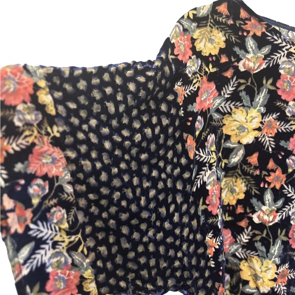 Johnny Was Silk Boxy Tee With Floral Velevt Burn Out Pattern - Picture 3 of 6